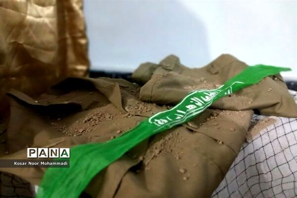 نمایشگاه مدرسه انقلاب در مدرسه آیت‌الله گلپایگانی اسلامشهر