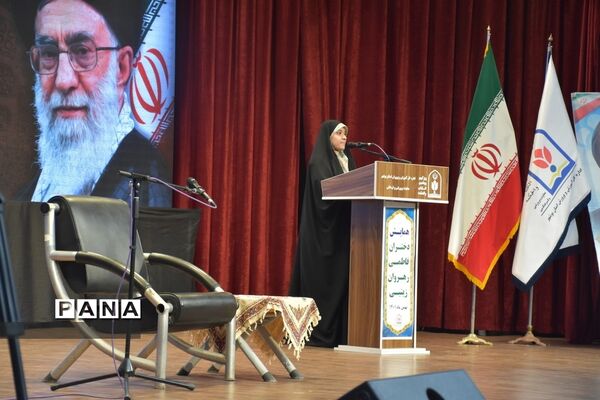 همایش دختران فاطمی رهروان زینبی در بوشهر
