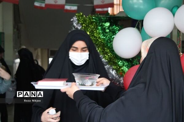 دانش‌آموزان بهارستانی راهی کربلای ایران شدند
