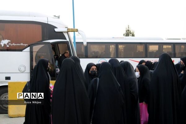 دانش‌آموزان بهارستانی راهی کربلای ایران شدند