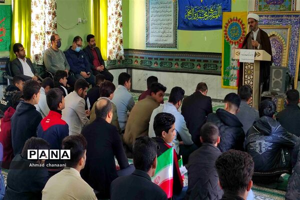 جشن پیروزی انقلاب اسلامی در مدارس کارون
