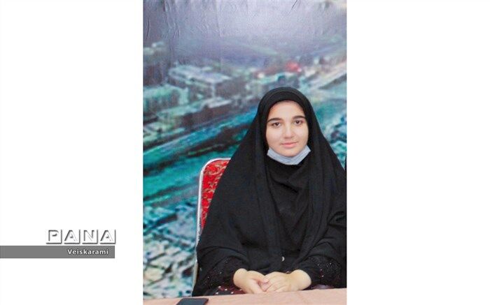جوانان گام دوم انقلاب باید ثابت کنند که در ره عشق سزاوارتر از صد مرد‌ند