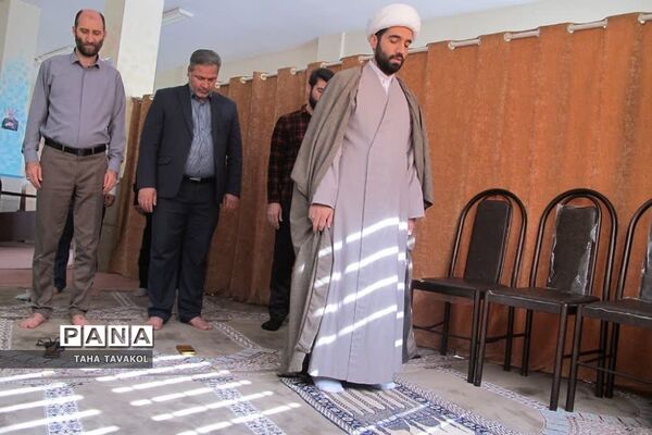 برگزاری جشن انقلاب در آموزش و پرورش شهرستان پردیس