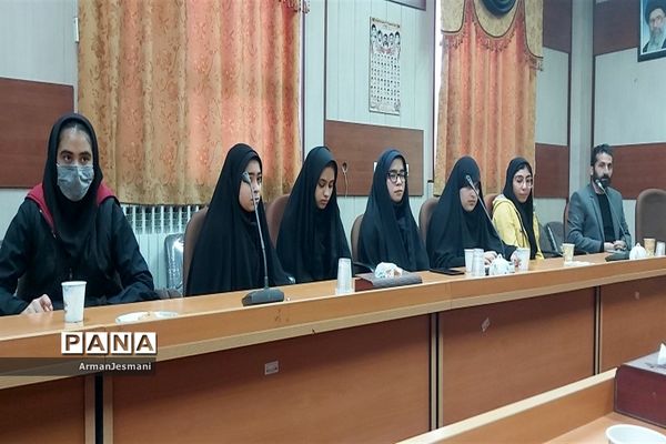 رونمایی از اولین شماره نشریه الکترونیک، ارگان امور جوانان آموزش و پرورش خلیل‌آباد