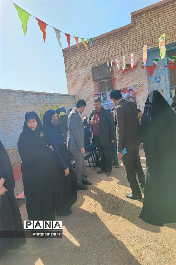 گرامیداشت چهل و چهارمین سالگرد پیروزی انقلاب در مدارس روستایی
