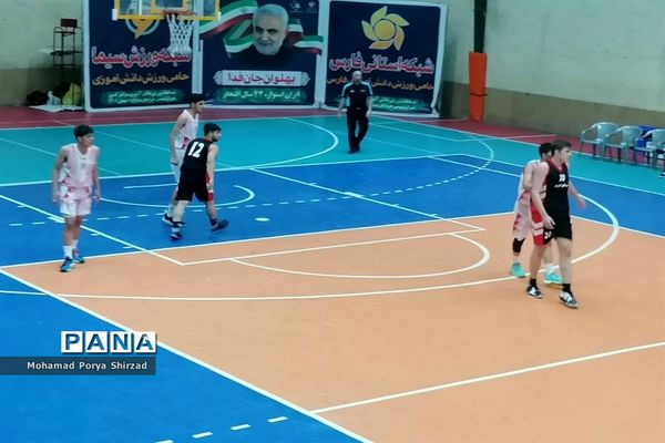 فینال مسابقات بسکتبال دانش‌آموزی در شیراز