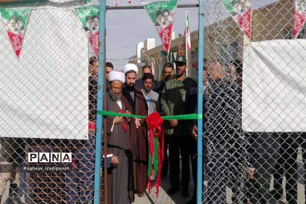 افتتاح زمین چمن مدرسه قرآنی شهید محمدمنتظر قائم شهرستان خاتم