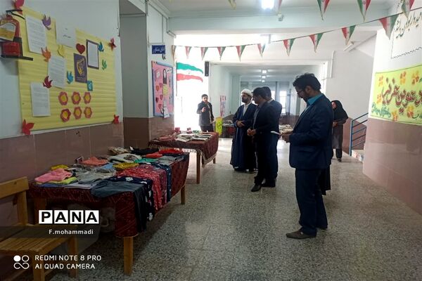 برپایی نمایشگاه دست‌سازه‌ها در مروست