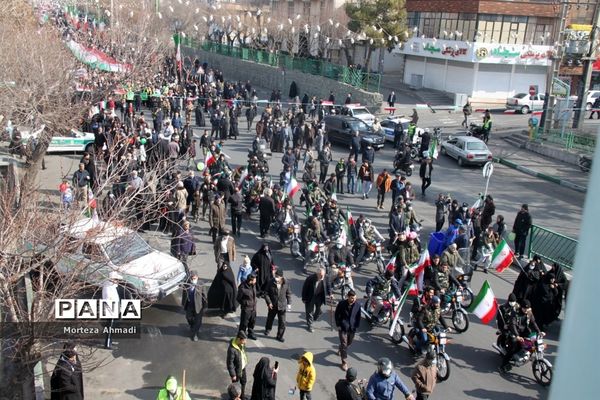 راهپیمایی باشکوه 22 بهمن در ناحیه یک شهرری