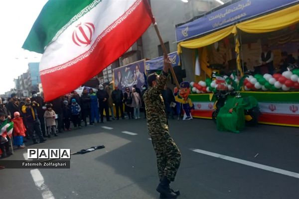 حضور پرشور مردم در جشن چهل و چهارمین سالگرد انقلاب اسلامی ایران