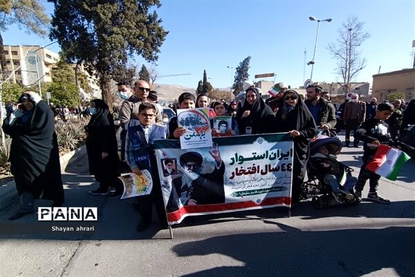 راهپیمایی 22 بهمن در فارس