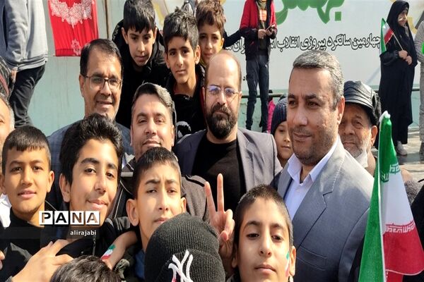 حماسه حضوردانش‌آموزان ، فرهنگیان و مردم شهیدپرور و ولایتمدارمنطقه کهریزک
