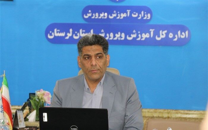 شرکت در راهپیمایی ۲۲ بهمن تجدید میثاق با شهداست