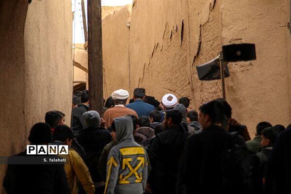 در پیچ و خم تاریخ انقلاب مردم یزد