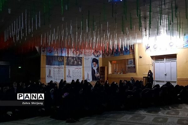 مراسم افتتاحیه راهیان‌نور دختران بهارستانی در اردوگاه شهید رستگار