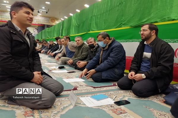برگزاری میز خدمت در مصلی نمازجمعه صفادشت