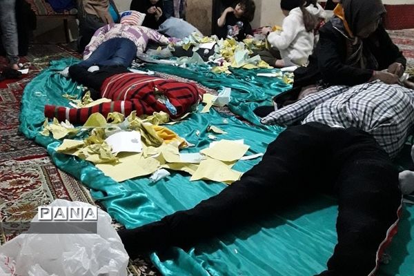 ماکت سازی از وسیله‌های دور ریختنی برای افراد دور ریختنی