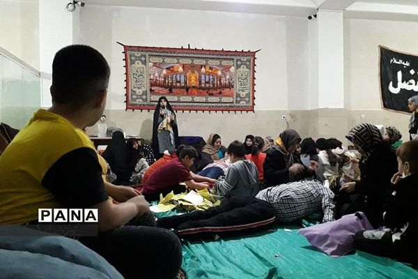 ماکت سازی از وسیله‌های دور ریختنی برای افراد دور ریختنی