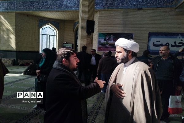 ارائه خدمات به نمازگزاران در نمازجمعه ملارد