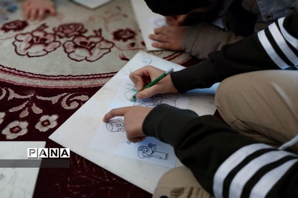 ارائه خدمات به نمازگزاران در نمازجمعه ملارد