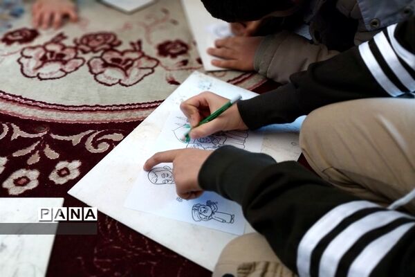 ارائه خدمات به نمازگزاران در نمازجمعه ملارد
