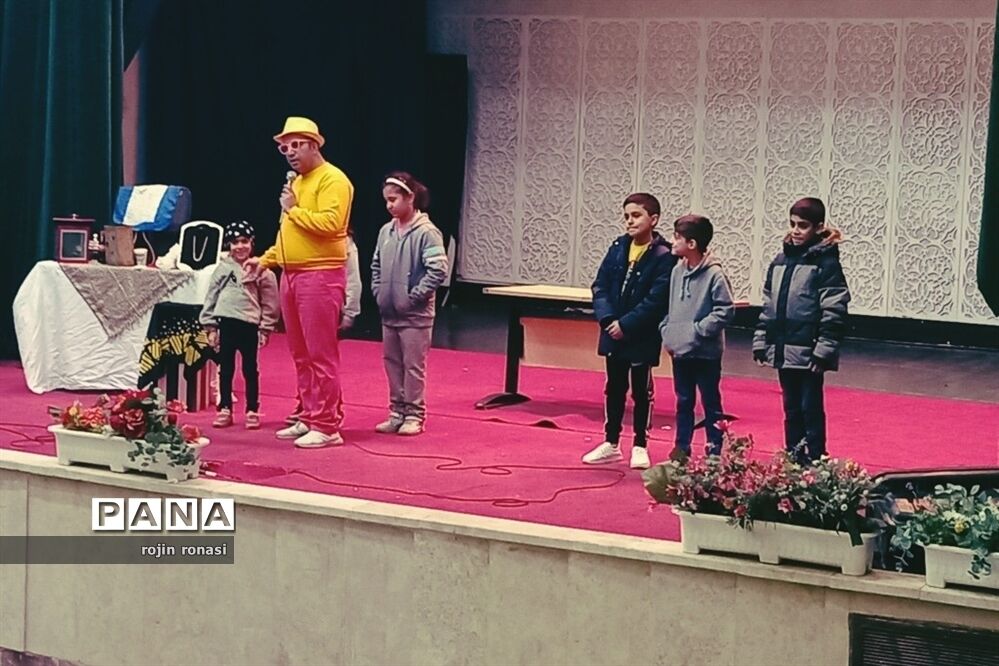جشن‌های دهه فجر انقلاب و اعیاد ماه رجب درکانون فرهنگی تربیتی سلمان منطقه ۱۰