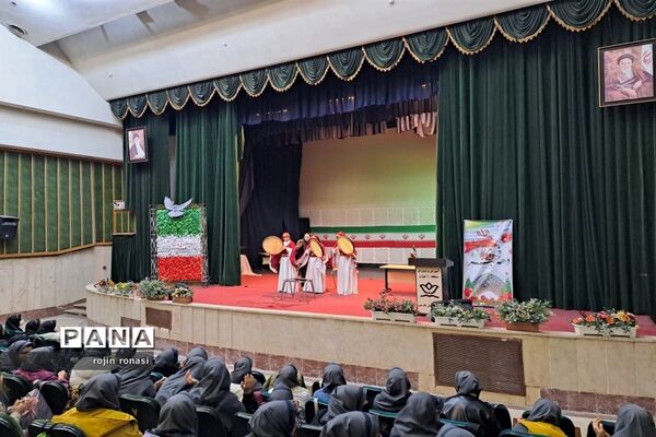 جشن‌های دهه فجر انقلاب و اعیاد ماه رجب درکانون فرهنگی تربیتی سلمان منطقه ۱۰