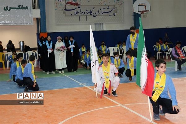 همایش یاوران انقلاب در خراسان شمالی