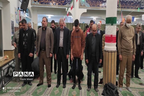 حضور وزیر آموزش و پرورش در مسجد جامع شهرستان عباس آباد  مازندران