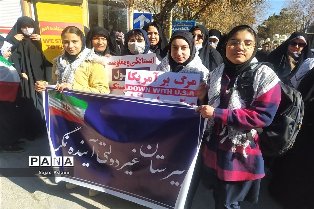 راهپیمایی باشکوه 22 بهمن در شهرستان اقلید