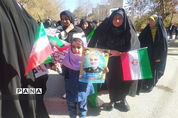 راهپیمایی باشکوه 22 بهمن در شهرستان اقلید