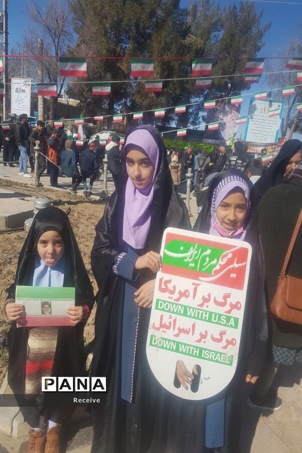 راهپیمایی باشکوه 22 بهمن در شهرستان اقلید
