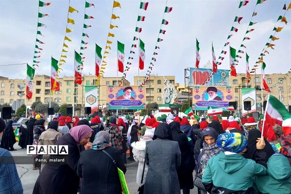 تجمع پرشور ۲۲ بهمن در ملارد