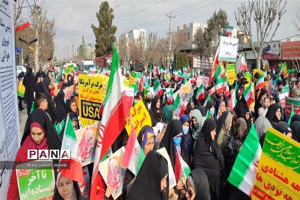 راهپیمایی با شکوه ۲۲ بهمن در شهرستان رباط‌کریم