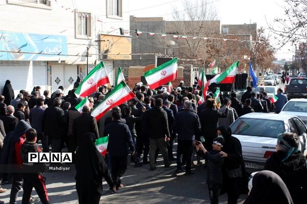 برگزاری راهپیمایی ۲۲ بهمن در شهر جوادآباد