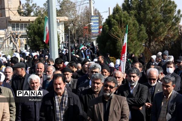 برگزاری راهپیمایی ۲۲ بهمن در شهر جوادآباد