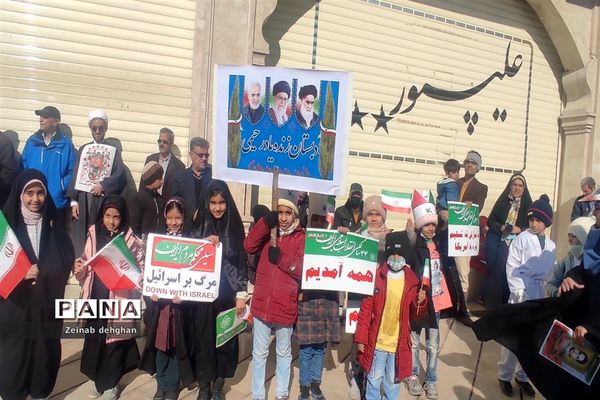 اقتدار باشکوه مردم کاشمر در راهپیمایی ۲۲ بهمن