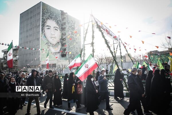 راهپیمایی ۲۲ بهمن در تهران