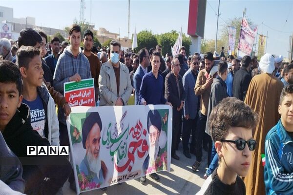 حضور پرشور فرهنگیان و دانش‌آموزان شادگانی در مراسم راهپیمایی یوم الله ۲۲بهمن