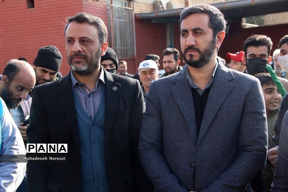 شور حضور مردم شهرستان اسلامشهردر راهپیمایی یوم‌الله بیست و دوم بهمن