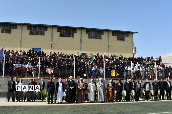 حضور پرشور دانش‌آموزان و مردم شهر گله‌دار در راهپیمایی 22 بهمن