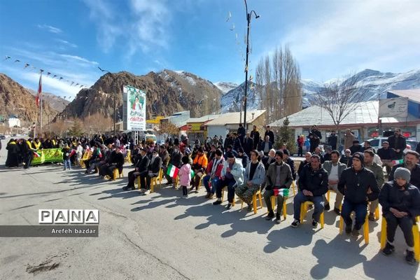 راهپیمایی ۲۲ بهمن در شهر بلده نور
