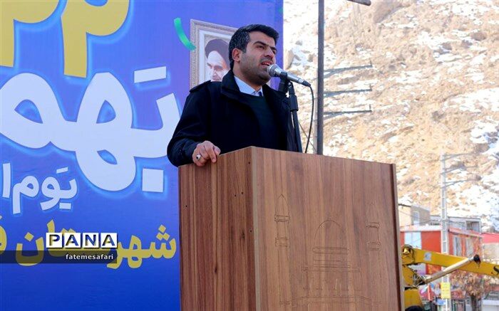 جمهوری اسلامی و ملت ایران در ۴۴ سالگی انقلاب اسلامی در نقطه‌ای موفق و پیروزمند قرار دارند