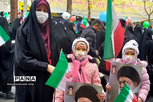 برگزاری پرشور جشن پیروزی انقلاب اسلامی باحضور مردم یک دل و متحد شهرستان شهریار