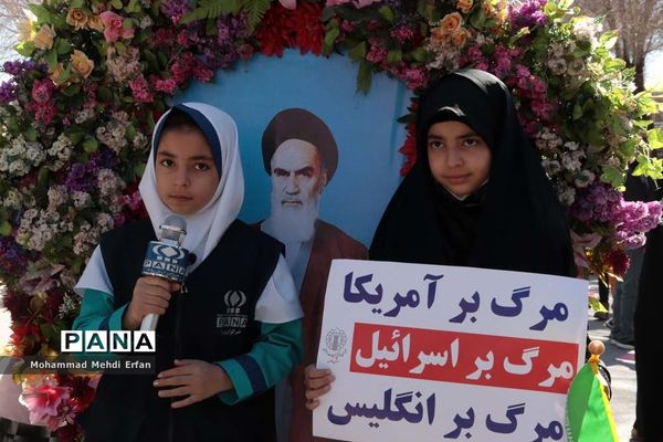 شکوه حضور مردم  آباده در راهپیمایی 22 بهمن ماه