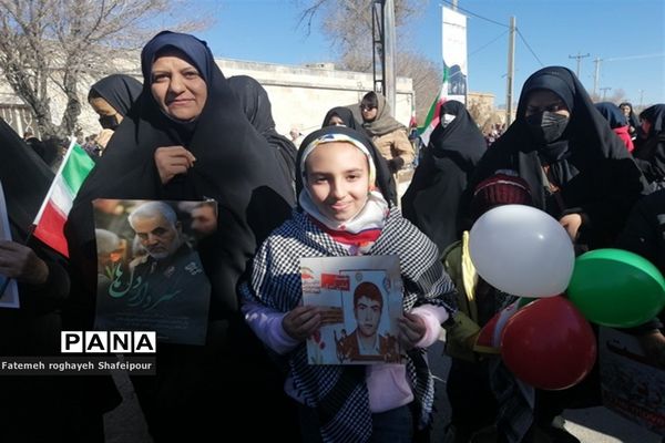 خروش حماسی مردم خرم‌بید در راهپیمایی 22 بهمن