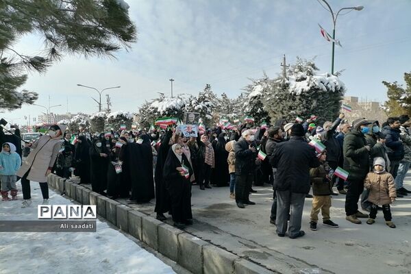 راهپیمایی باشکوه ۲۲ بهمن در چهل و چهارمین سالگرد پیروزی انقلاب اسلامی شهر مهستان شهرستان ساوجبلاغ