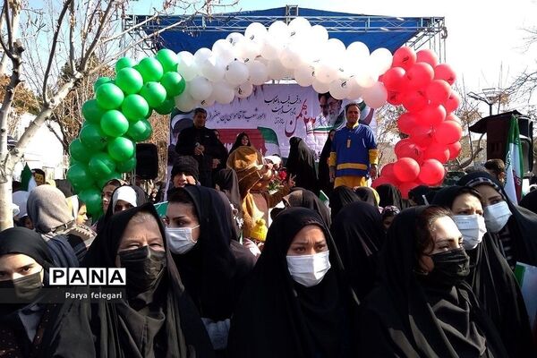 برگزاری راهپیمایی یوم‌الله ۲۲ بهمن در شهرستان قرچک