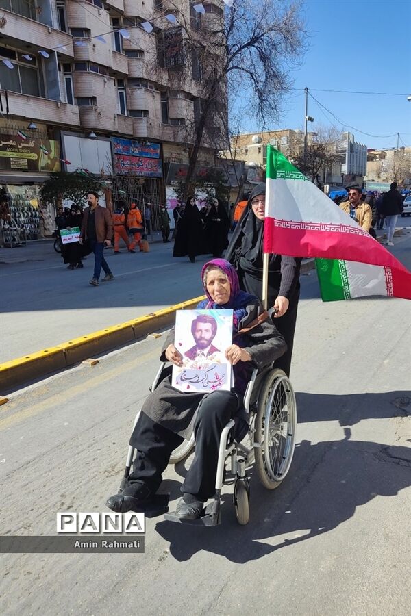 راهپیمایی 22 بهمن در شیراز
