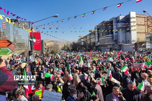 راهپیمایی 22 بهمن در شیراز